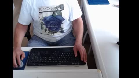 dutchpornking2 online show from July 14, 6:07 am