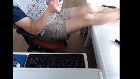 dutchpornking2 online show from July 24, 7:06 am