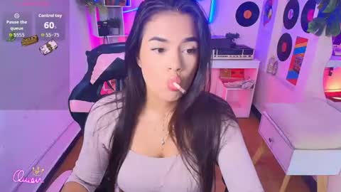 Snapshot of duulce_mia chatting on July 11, 11:13 am duulce_mia online show from July 11, 11:13 am