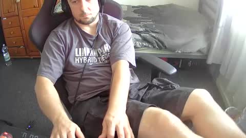 Snapshot of duza_pala_kam9 chatting on July 26, 12:23 pm duza_pala_kam9 online show from July 26, 12:23 pm