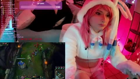 DvaDaisy online show from April 5, 10:07 pm