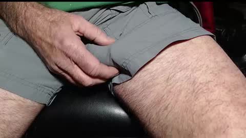 gooodcam online show from December 6, 9:46 pm