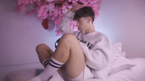 Dwayne xx online show from December 24, 9:22 pm