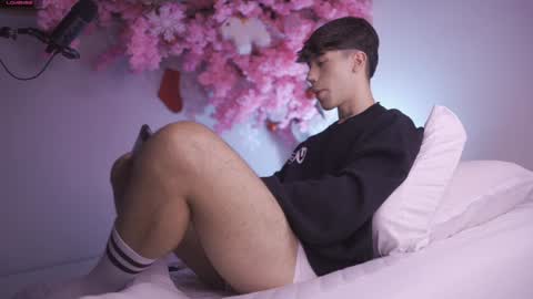 Dwayne xx online show from December 27, 4:32 pm