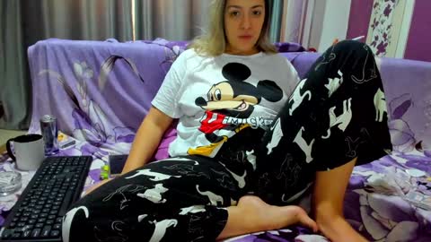 dayana online show from December 13, 8:09 am