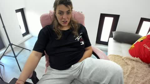 dayana online show from April 5, 5:04 am