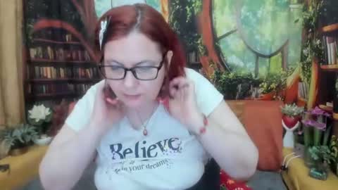 Snapshot of dyannelovee chatting on July 13, 10:01 pm Dyanne online show from July 13, 10:01 pm