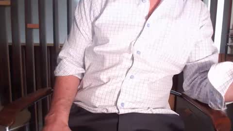 dylan1300 online show from May 7, 1:27 pm