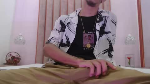 Snapshot of dylan_scotts chatting on September 24, 8:34 pm dylan_scotts online show from September 24, 8:34 pm