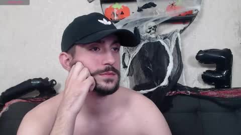 Dylan online show from October 30, 12:45 am