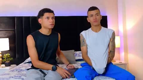DYLAN AND THIAGO online show from July 22, 8:11 pm