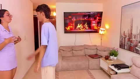 Mod Dylan Lilith Alan and  Drake online show from January 7, 12:52 pm