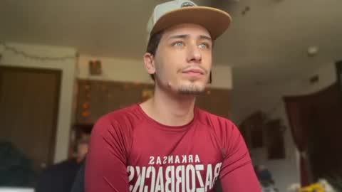 Snapshot of dylandaniel69 chatting on September 16, 6:31 pm Dylan Daniel 7.8 online show from September 16, 6:31 pm