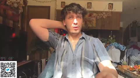 Dylan Daniel 7.8 online show from November 9, 5:44 pm