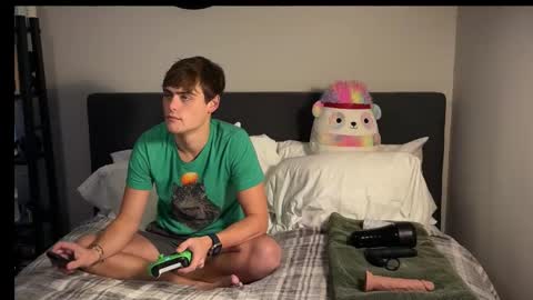 dylanfruits online show from October 28, 3:04 pm