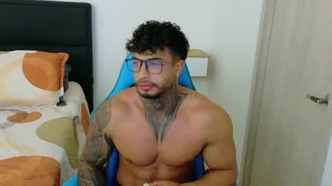 Dylan Rivera online show from June 25, 11:53 pm
