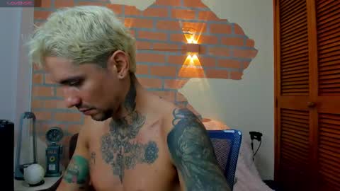 D Y L A N online show from September 20, 9:49 pm