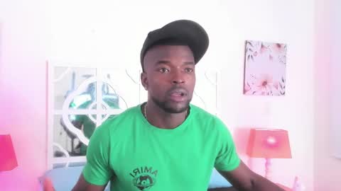 Snapshot of dylantaylor_1 chatting on February 10, 2:08 am Dylan Taylor online show from February 10, 2:08 am