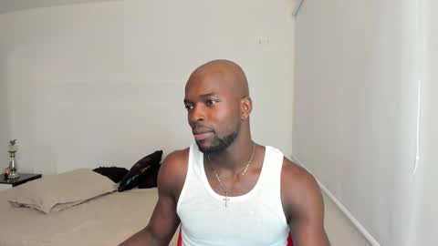 Snapshot of dylantaylor_1 chatting on February 20, 9:33 am Dylan Taylor online show from February 20, 9:33 am