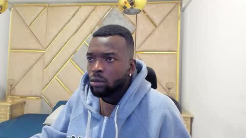 Snapshot of dylantaylor_1 chatting on October 20, 3:51 am Dylan Taylor online show from October 20, 3:51 am