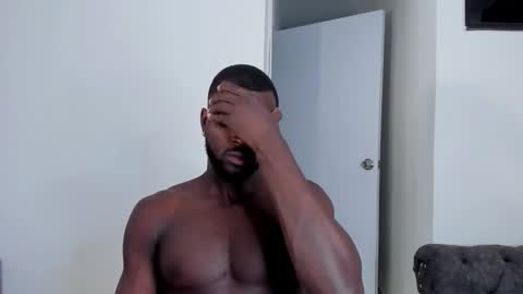 Snapshot of dylantaylor_1 chatting on November 27, 8:00 pm Dylan Taylor online show from November 27, 8:00 pm