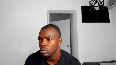 Dylan Taylor online show from April 22, 12:28 pm