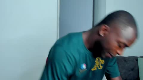 Dylan Taylor online show from April 24, 11:34 am