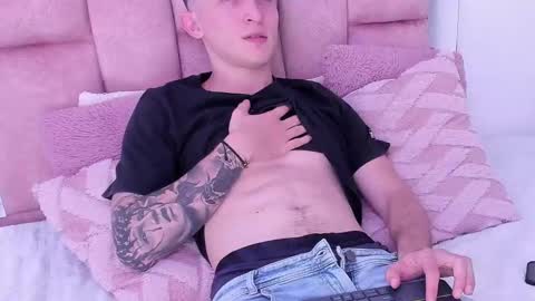 ---DYLAN--- online show from February 25, 5:30 am