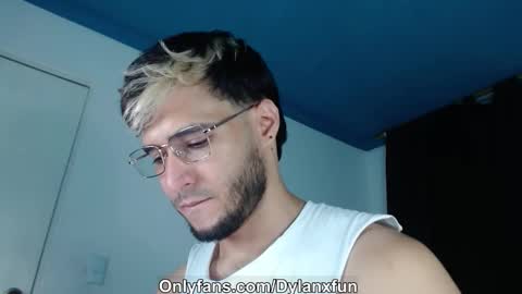 dylanxfun online show from March 26, 3:01 am