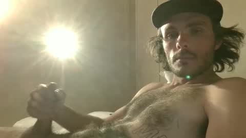 Snapshot of dylp400 chatting on December 14, 11:12 pm dylp400 online show from December 14, 11:12 pm