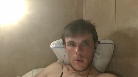 Snapshot of dylp400 chatting on February 9, 1:03 pm dylp400 online show from February 9, 1:03 pm