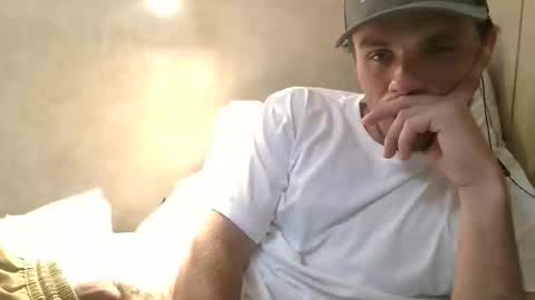 Snapshot of dylp400 chatting on February 19, 3:49 pm dylp400 online show from February 19, 3:49 pm