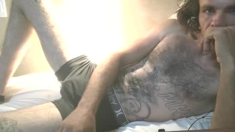 Snapshot of dylp400 chatting on September 25, 12:58 am dylp400 online show from September 25, 12:58 am