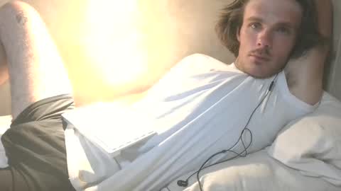 Snapshot of dylp400 chatting on September 25, 10:46 pm dylp400 online show from September 25, 10:46 pm