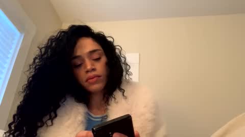 Dynasty online show from January 21, 9:04 pm