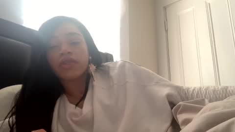 Dynasty online show from January 25, 8:21 pm