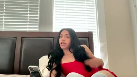 Dynasty online show from September 25, 4:43 pm