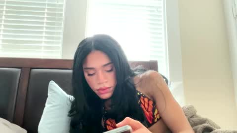 Dynasty online show from October 3, 6:38 pm