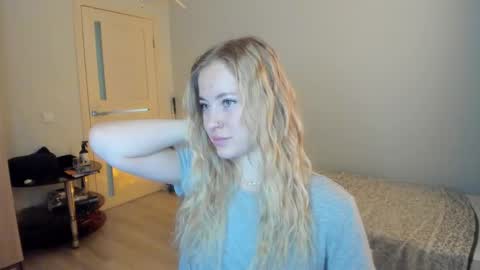 fansly - yourbestbaby online show from April 10, 4:06 am