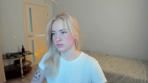 fansly - yourbestbaby online show from April 23, 4:35 am