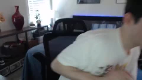 Alex online show from April 17, 6:55 pm