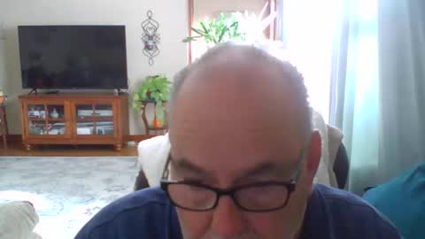 earl52 online show from October 15, 7:47 pm