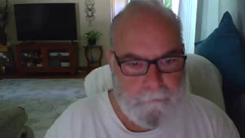 earl52 online show from June 4, 1:06 pm