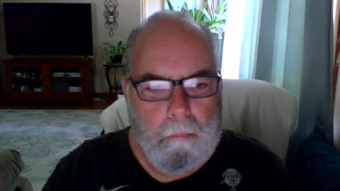 earl52 online show from July 26, 1:18 pm
