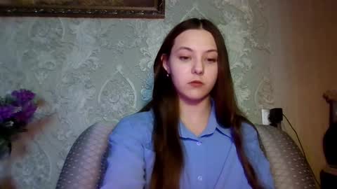 Yuni online show from March 1, 1:13 pm