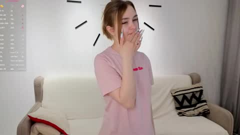 Jess online show from April 22, 4:37 am