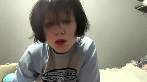 Snapshot of earthascritchfield chatting on April 26, 4:59 pm Rina online show from April 26, 4:59 pm