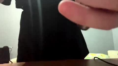 Snapshot of earthascritchfield chatting on May 7, 6:24 pm Rina online show from May 7, 6:24 pm