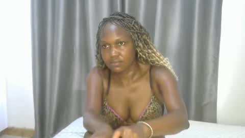 east_queen online show from January 8, 5:59 am