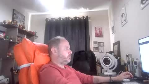 Snapshot of eastmidssoul chatting on June 24, 8:24 am eastmidssoul online show from June 24, 8:24 am